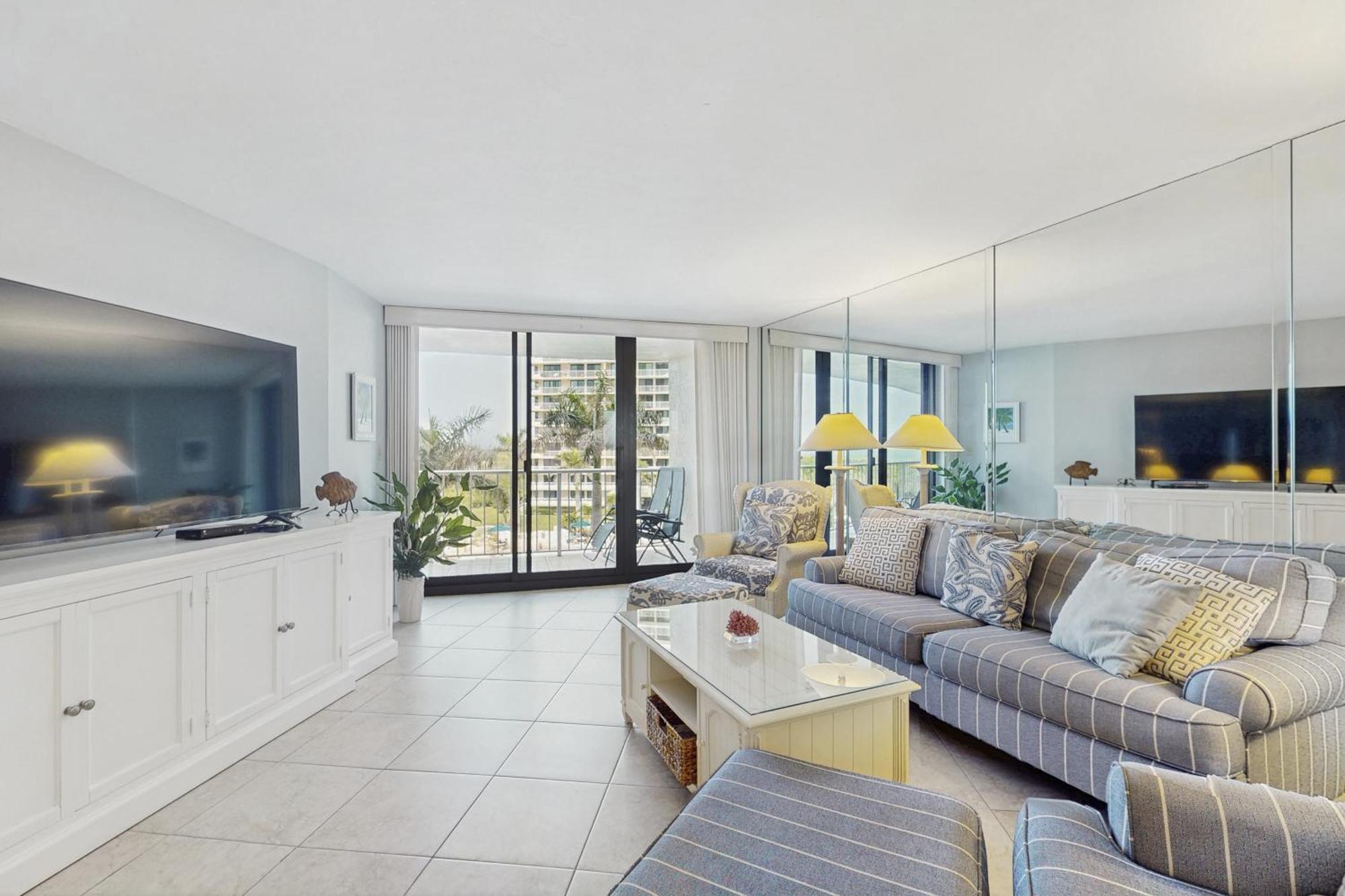 Crystal Waves Apartment Marco Island Bagian luar foto