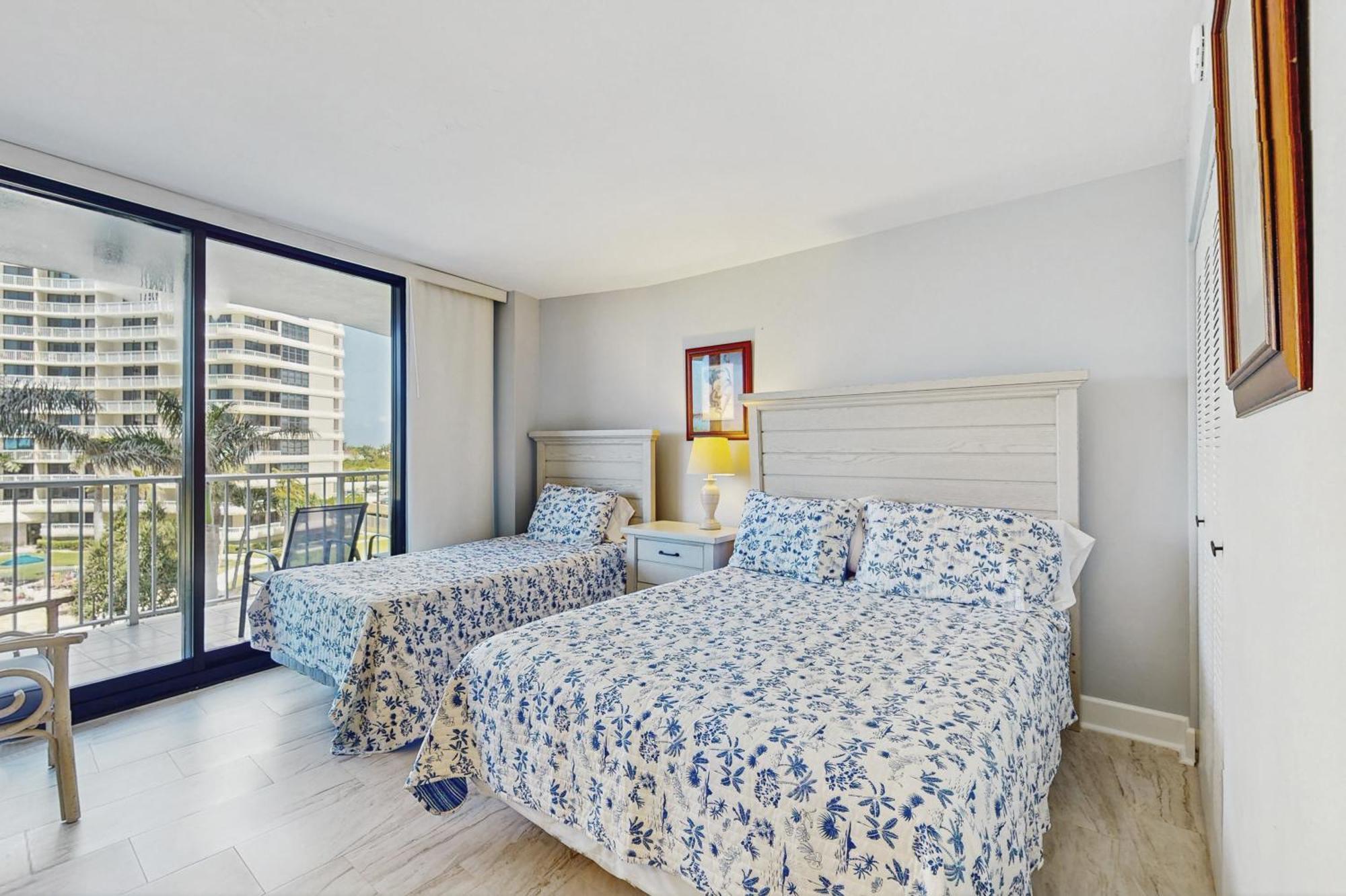 Crystal Waves Apartment Marco Island Bagian luar foto